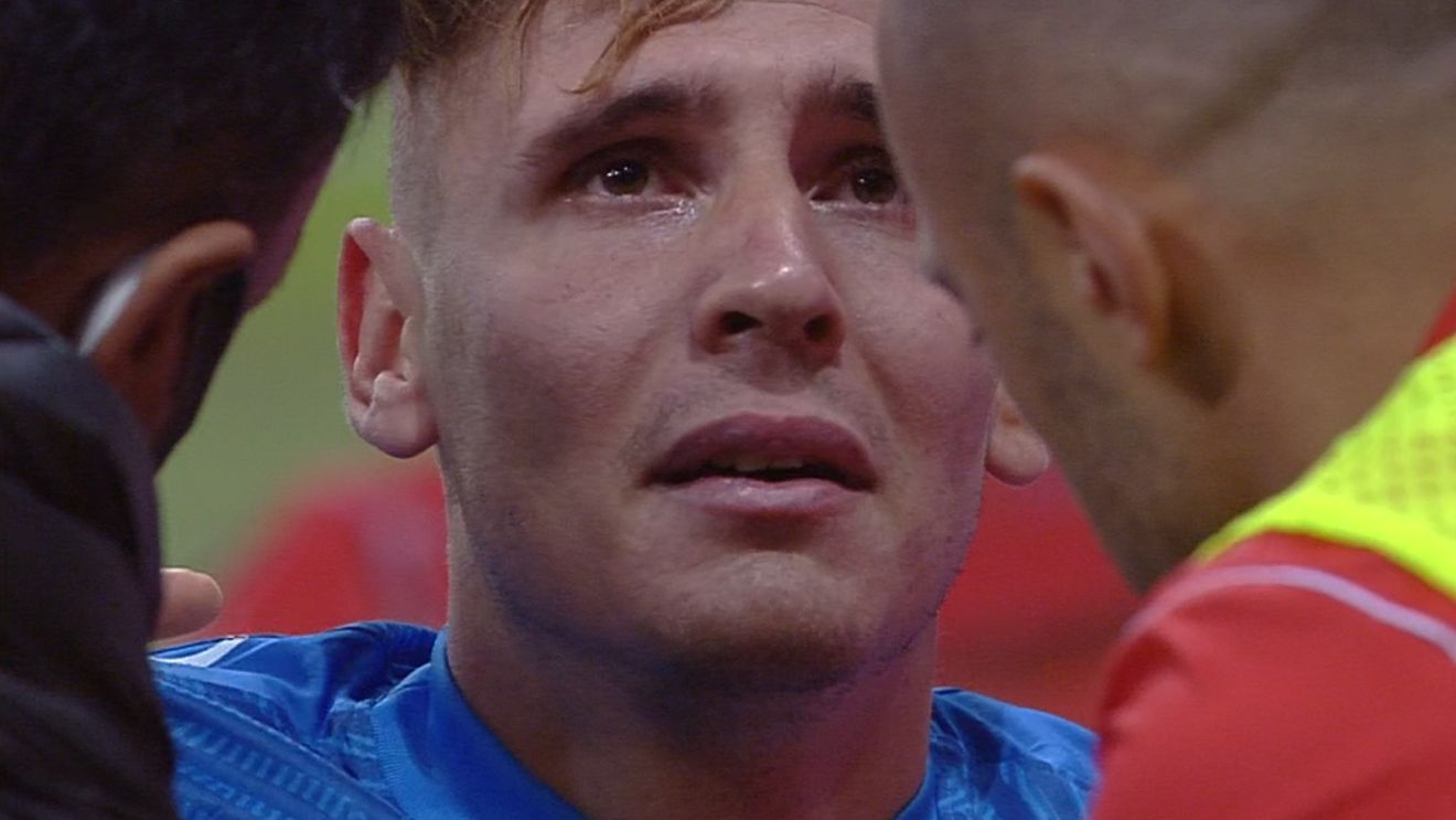 Silviu Lung a făcut un meci fabulos cu Galatasaray, dar a rezistat doar o repriză și a ieșit în lacrimi: „L-au bombardat!”