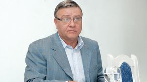 Sandu: "Am tot tras de Lupescu să facă delegările"