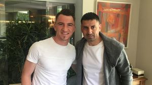 OFICIAL | Conducerea i-a făcut pe plac lui Bratu! Deian Sorescu a semnat cu Dinamo. EXCLUSIV | Ce salariu va primi fotbalistul de 20 de ani