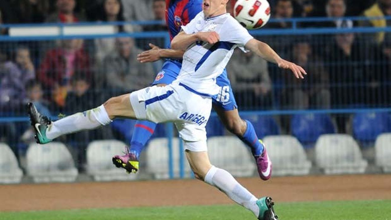Vine de la Pandurii și vrea să joace cu Steaua în primăvara europeană!** "Nici nu visam să ajung aici și la națională!"