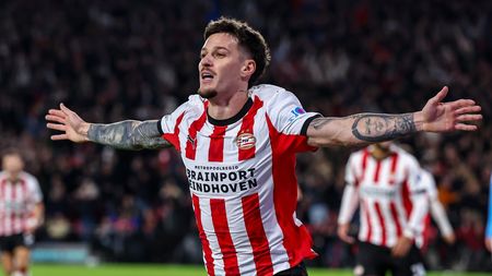 La 16 ani după Adrian Mutu! Cine sunt singurii români care au reușit „dubla”, precum Dennis Man, în grupele Champions League. SPECIAL