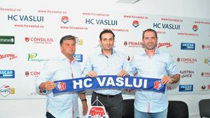 Final de sezon dat peste cap în handbalul masculin. "Retrogradarea" se joacă la federație! HC Vaslui contraatacă după ce a fost anunțată că trebuie să se prezinte peste două zile la un turneu de baraj