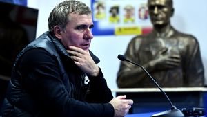 Gică Hagi s-a mişcat rapid. Ce transfer a făcut după ce a luat banii de la Gigi Becali pe Cercel