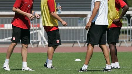 Dinamo în ceață! Borcea i-ar vrea pe Cornel Dinu și Bonetti!** Dario: "Nu mă pot autopropune"