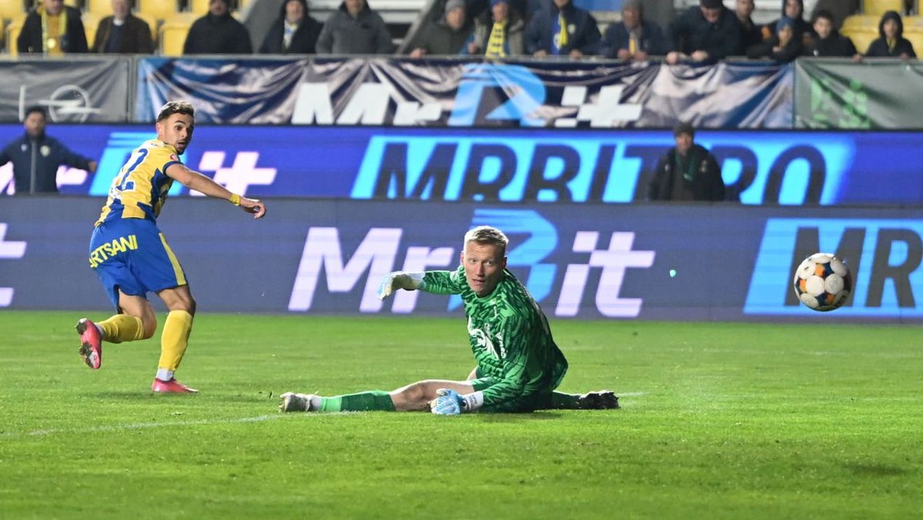 Gol după aproape trei ani! Fotbalistul care a debutat la seniori la 15 ani, gest de mare caracter la prima reușită în Superliga. EXCLUSIV