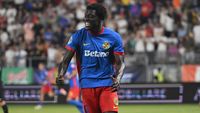 Imagini inedite de la FCSB! Ce a făcut Joyskim Dawa la finalul antrenamentului: „Așa lucrăm noi!”