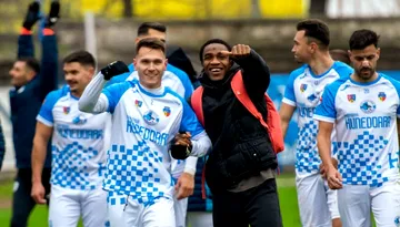 Corvinul Hunedoara termină în forță anul! Victorie la pas cu CS Tunari, iar promovarea pare, deja, tot mai aproape. Florin Maxim: ”Sper să mergem pe aceeaşi linie”