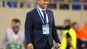 Laurențiu Reghecampf, lovitură de proporții în Arabia Saudită: „E o echipă grea, de mare tradiție!” Răzvan Lucescu, avertisment pentru fostul antrenor al FCSB