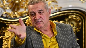 Gigi Becali îi dă lovitura decisivă lui Nelu Varga! Ce a anunțat în direct, la TV: „Sunt foarte puternici ăia!”