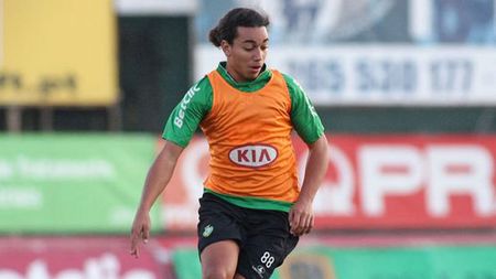 CFR pregătește ultima lovitură a verii pe piața transferurilor! "Au venit pentru Ruben Vezo!" Pe ce puști au pus ochii