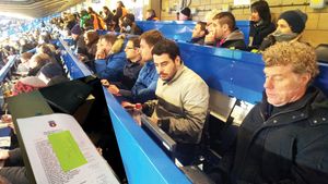 Steaua face trafic cu acreditări?** Cine a stat în sectorul rezervat presei la meciul cu Chelsea