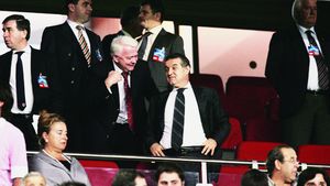 Cum a negociat Viorel Hrebenciuc cu "Tata" Jean pentru Moraes** și de ce crede că jucătorul va ajunge la Steaua!