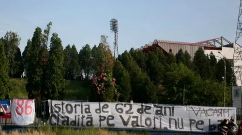 Fanii Stelei i-au scris lui Lăcătuș!** „Te iubim, dar Steaua de azi nu mai e Steaua pe care ai cunoscut-o! Îți cerem să readuci onoarea și profesionalismul la club!”