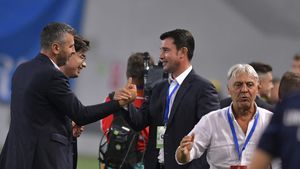 Altă „bombă” în Giulești: Costel Gâlcă vine „la pachet” cu Marian Copilu! EXCLUSIV