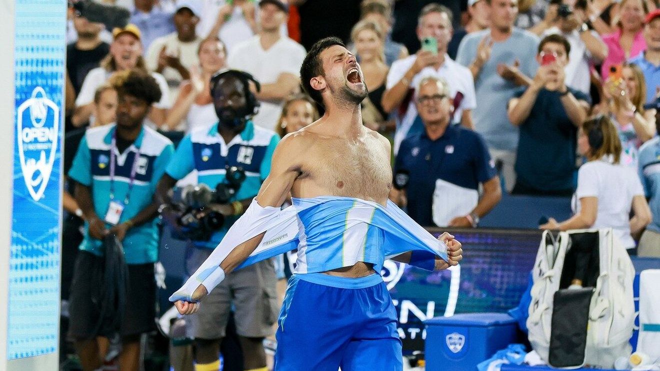 Reacția sponsorului tehnic al lui Novak Djokovic, după ce sârbul și-a rupt tricoul când l-a învins pe Carlos Alcaraz la Cincinnati: „A meritat!" VIDEO