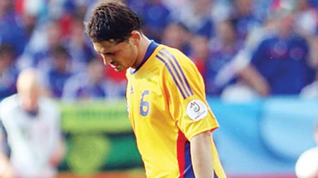 Codrea va fi titularizat în locul lui Rădoi la meciul cu Italia