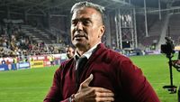 MERCATO Daniel Pancu anunță o campanie de transferuri fără precedent la Rapid. Aduce doar fotbaliști străini: „Vin 5, pleacă 5. Sau poate chiar 8!”
