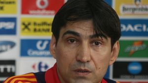 Piturcă: "Trebuie neapărat să câștigăm meciul cu Franța"