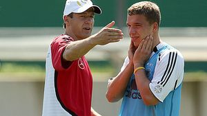 Klinsmann către Podolski: "Toni și Klose sunt titularii!"