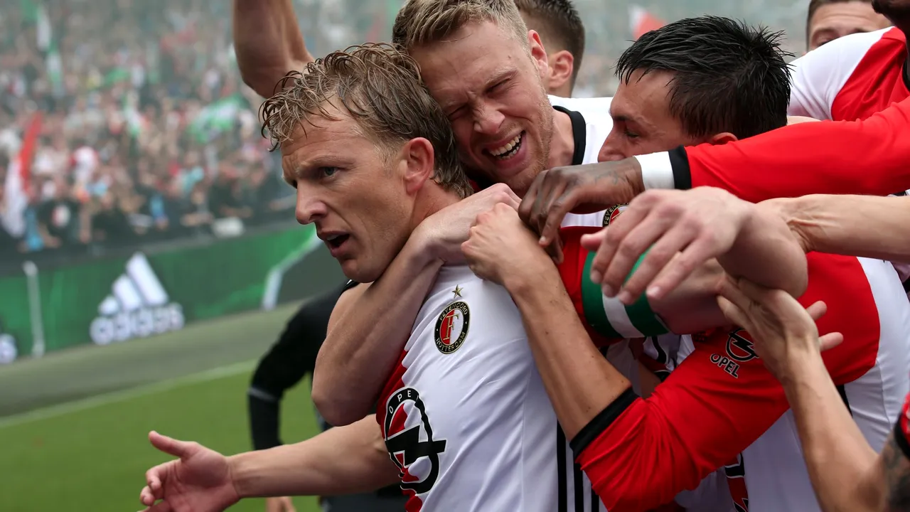 Momentul așteptat de Feyenoord de 18 ani! Veteranul Dirk Kuyt a adus primul titlu din acest mileniu la Rotterdam! Olandezul de 36 de ani a reușit un hat-trick de zile mari și a declanșat nebunia. VIDEO