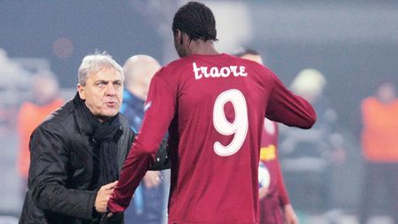 "Trezirea, vine Dinamo!"