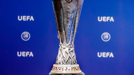 Scoteau bani buni pe el :). Trofeul Europa League, de 15 kilograme de argint și marmură, a fost furat în Mexic. E incredibil unde a fost găsit