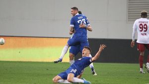 Căpitanul ”FC U” Craiova, războinic în declarații după victoria cu Rapid. Dragoș Albu: ”Toți sunt împotriva noastră și noi le-am dovedit tuturor că suntem adevărata Universitatea Craiova. Nu au pic de respect”