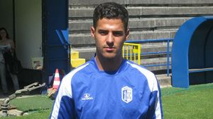 Rapid l-a transferat pe fundașul portughez Hugo Lopes