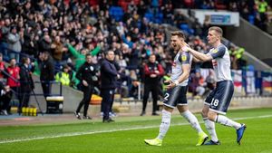 Încă un român în fotbalul italian. Aparține de englezii de la Bolton și începutul de an îi aduce o mutare la o echipă care luptă pentru accederea în Serie A