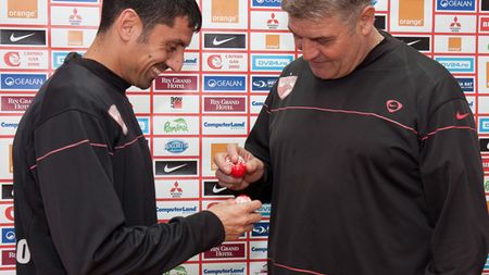 "Câinii" se pregătesc pentru derby ciocnind ouă alb-roșii!** "Vrem să le facem cadou fanilor o victorie în Ghencea"