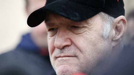 Gigi Becali contestă transferul lui Matei de la Steaua la Universitatea Craiova: "Trebuie vândut prin licitație sau hotărâre de Guvern"