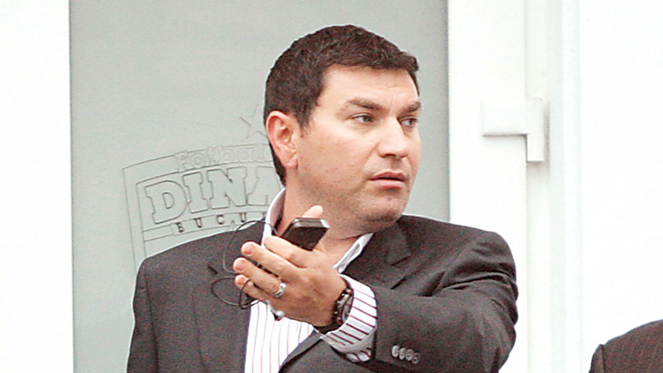 Dinamo atacă: „FRF=PCR"