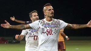 Dezvăluirile unui fotbalist din infernul creat de COVID-19 în India. „Oamenii mor, sunt incinerați și aruncați în Gange!”