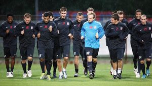 Gașca de Urziceni se destramă! Apostol și-a reziliat contractul cu Steaua!** "A fost cu acordul ambelor părți"