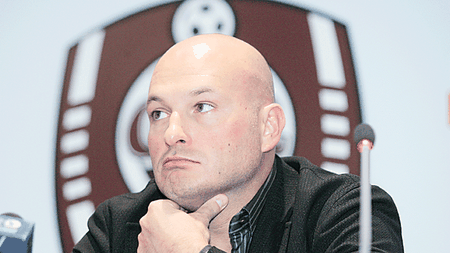 „Am hârtii despre Morar și Paszkany!"