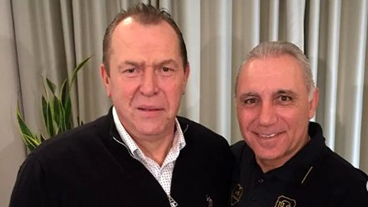 FOTO | Helmut Duckadam, fericit că s-a întâlnit cu Hristo Stoichkov. Ce cadou a primit bulgarul din partea legendei fotbalului românesc