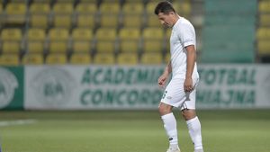 EXCLUSIV | Au împreună 411 partide în primul eșalon din România. Un cuplu "de coșmar" pentru Liga 1. "Travaliu, efort mare! Am vorbit cu jucătorii despre play-off, ei știu că eu vreau asta"