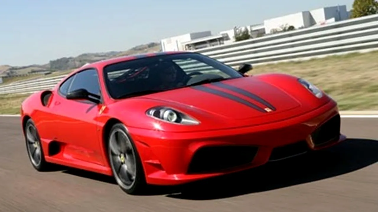 Mario Balotelli și-a achiziționat un Ferrari F450 după ce a fost părăsit de iubită