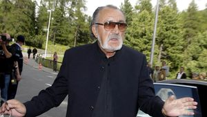 CORESPONDENȚĂ DE LA MADRID. Ion Țiriac, reacție despre interzicerea sportivilor din Rusia care va stârni numeroase controverse: „Ce obțin prin interzicerea lor la Wimbledon? Se toarnă benzină peste foc! Nu vrem război”! VIDEO EXCLUSIV  