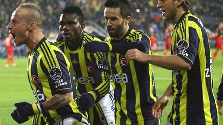 Porumboiu se teme de Sow, dar e convins că 'plăieșii' Wesley sau N'Doye pot produce minunea:** "Va fi ca la Podul Înalt"