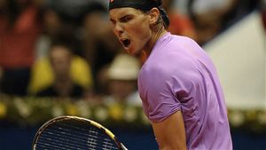 Rafa is back! După finala de la Beijing, Nadal impresionează și la Shanghai: a măturat pe jos cu Wawrinka, în sferturi!