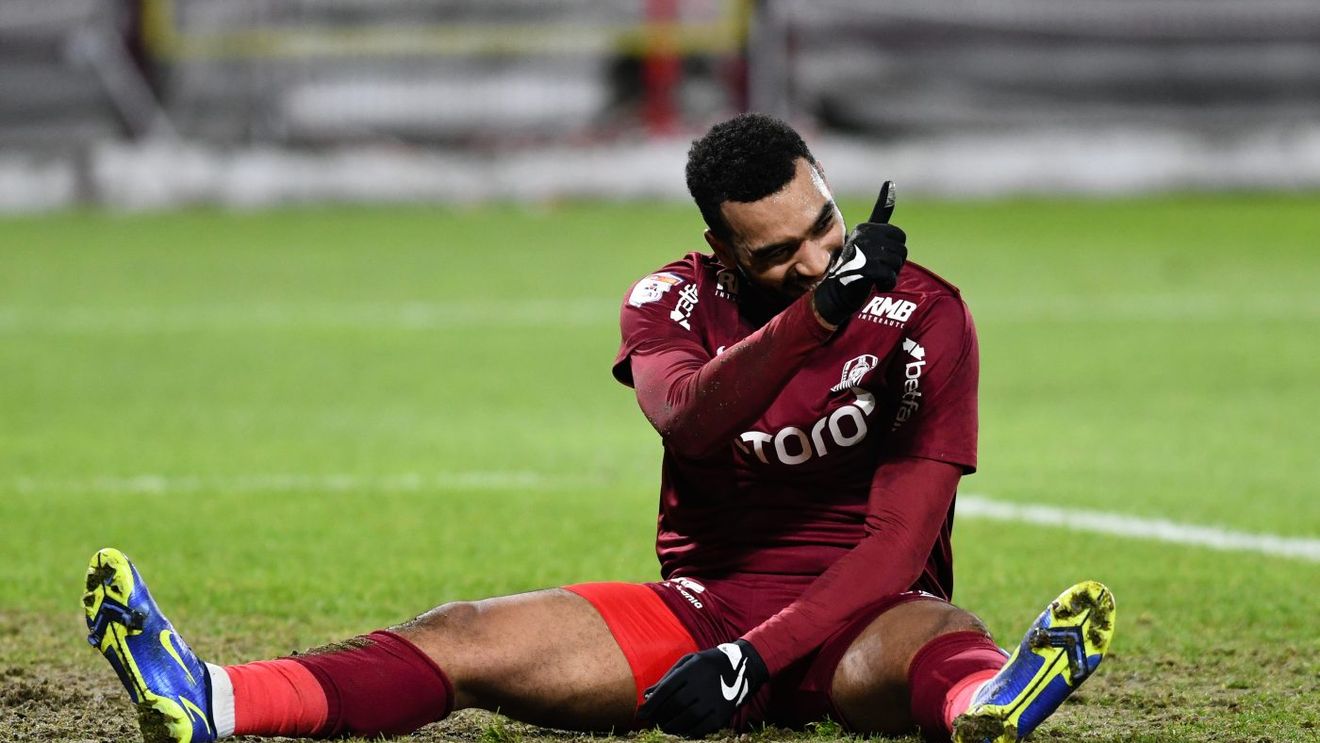 CFR Cluj, îngropată în datorii! După ce Arlauskis a acuzat clubul de neplata datoriilor, Billel Omrani i-a urmat gestul