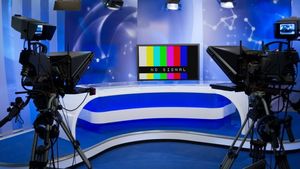 Surpriză mare în media! Cui i-au fost cedate cele patru posturi tv Telekom Sport