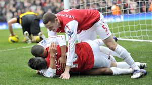 Spectacol total pe Emirates:** Arsenal a "ZDROBIT" Blackburn cu 7-1! Van Persie a semnat un hattrick