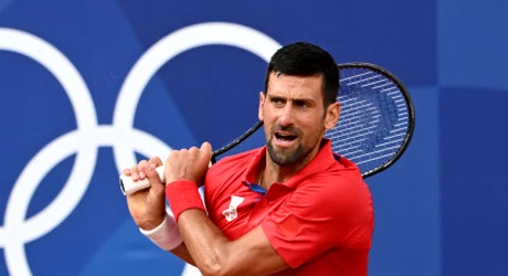 Novak Djokovic l-a învins pe Carlos Alcaraz într-un meci spectacol şi este tot mai aproape de istoricul titlu 25 de Grand Slam. Nole: 