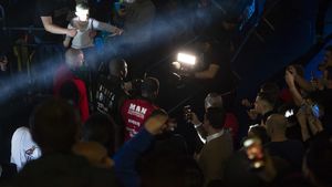 Când va avea loc confruntarea anului viitor în box! "Priviți-mă cum o sa îl fac KO!"