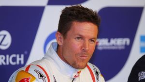 Felix Baumgartner, considerat un erou și în ultimele clipe de viață: „Dacă ateriza în piscina plină de copii, ar fi fost o tragedie”