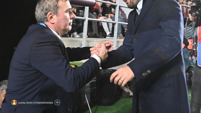 ADVERTORIAL | Hagi vs Mutu, duelul finalului de săptămână în Liga 1. Petrolul își joacă ultima șansă la playoff pe terenul liderului FCSB