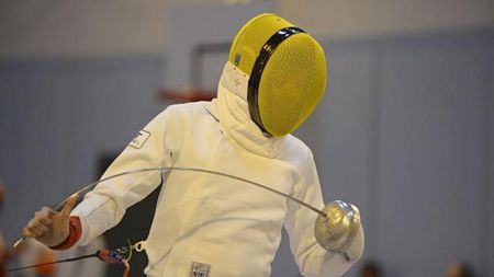 Brânză despre interdicția FIE: "Revenim la măștile negre, dar vom purta în cotinuare culorile tricolorului pe echipament"