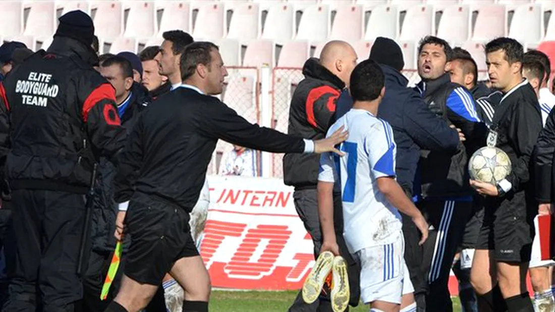 Niculescu a încins spiritele prin gesturi și declarații:** „Să-și rupă carnetul de antrenor!